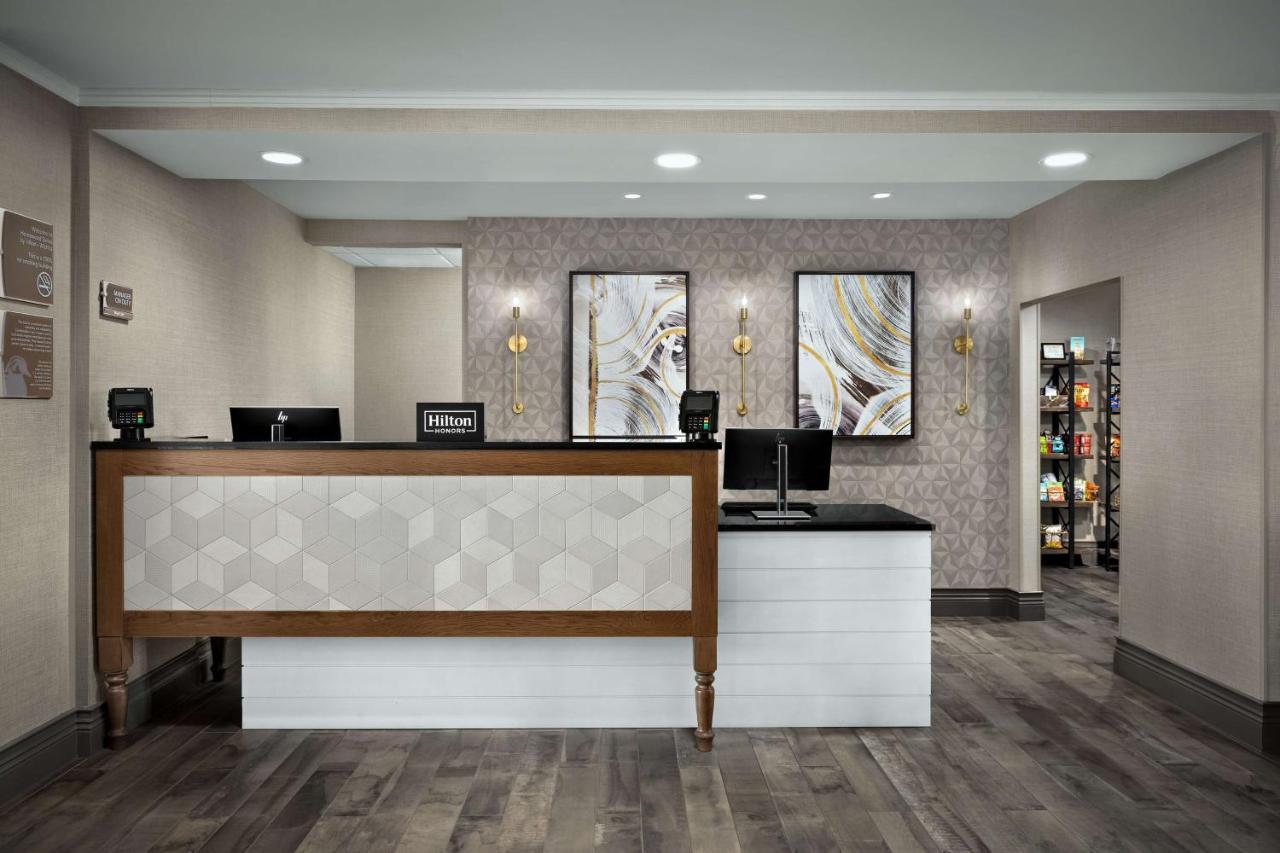 Homewood Suites By Hilton At The Waterfront Уичита Екстериор снимка