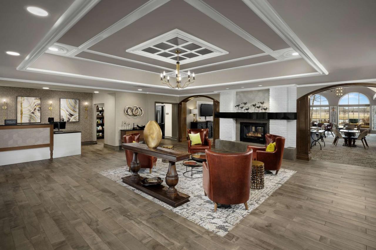 Homewood Suites By Hilton At The Waterfront Уичита Екстериор снимка