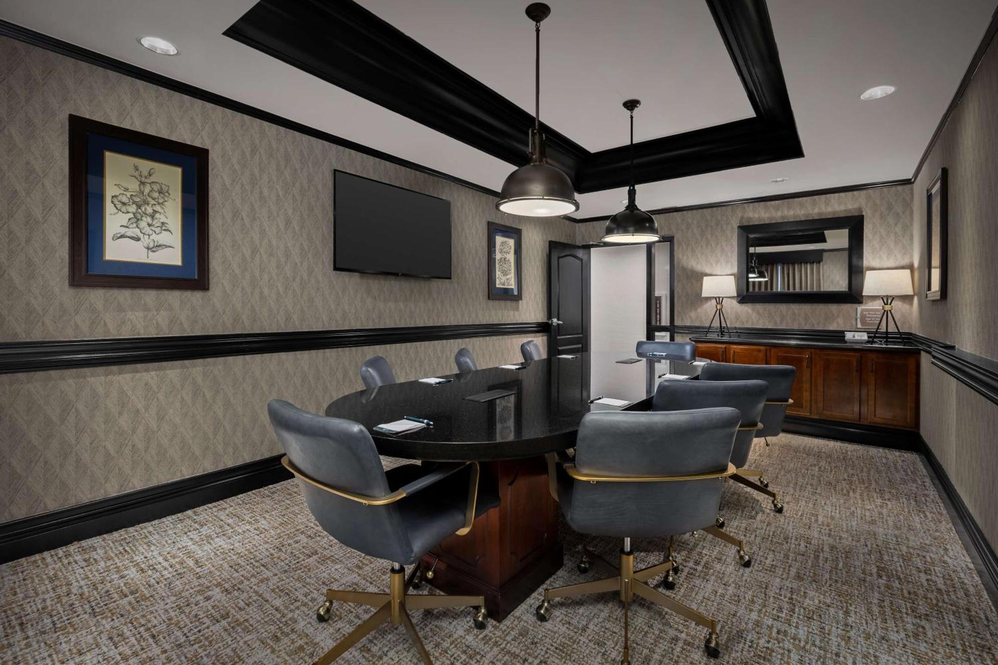Homewood Suites By Hilton At The Waterfront Уичита Екстериор снимка