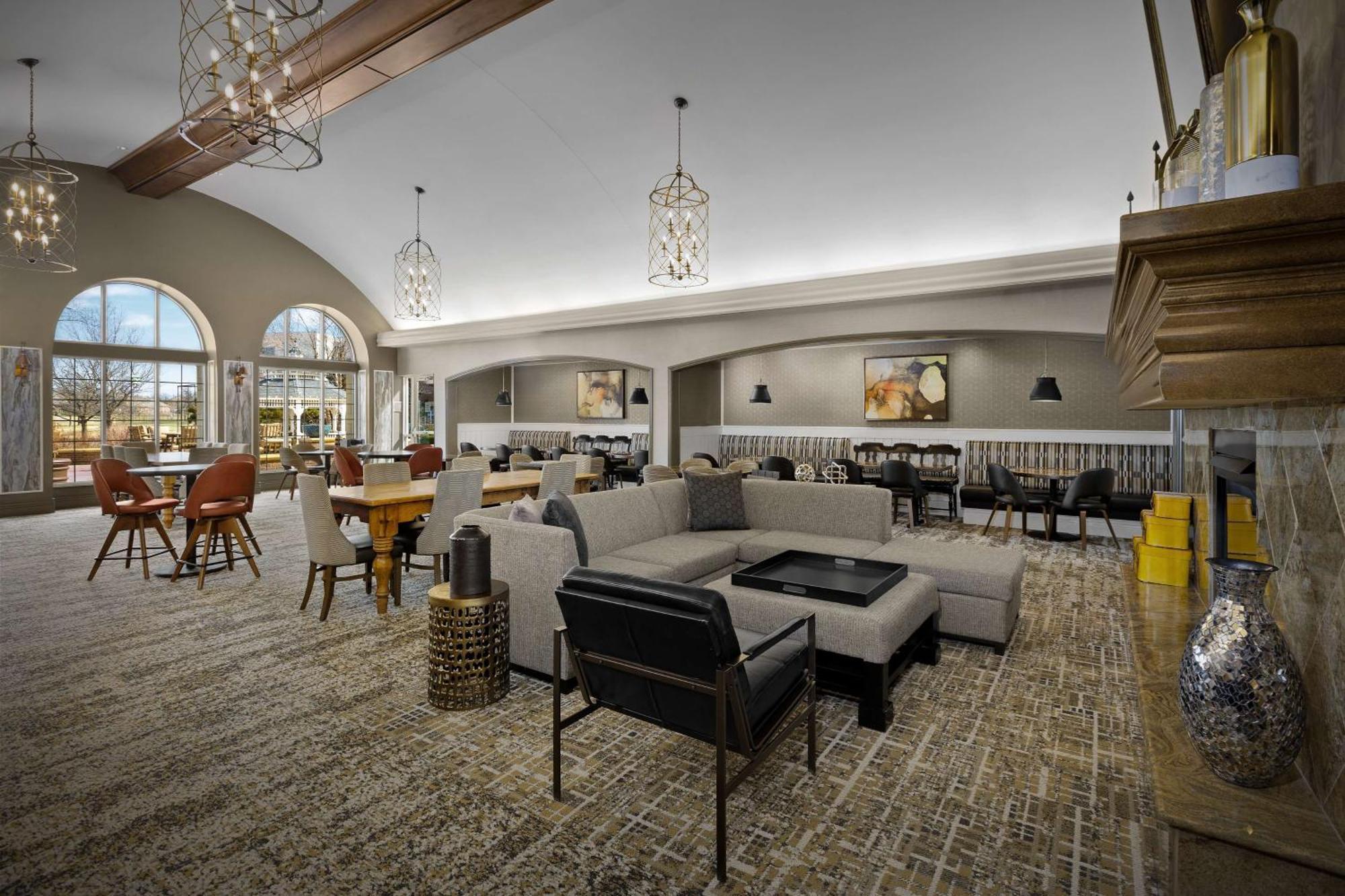 Homewood Suites By Hilton At The Waterfront Уичита Екстериор снимка